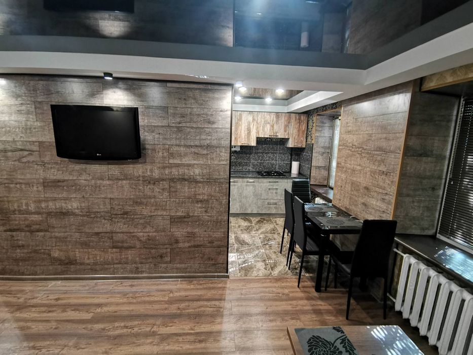 Квартира люкс Вип VIP с джакузи  2022, две кровати, Центр ТЦ Украина