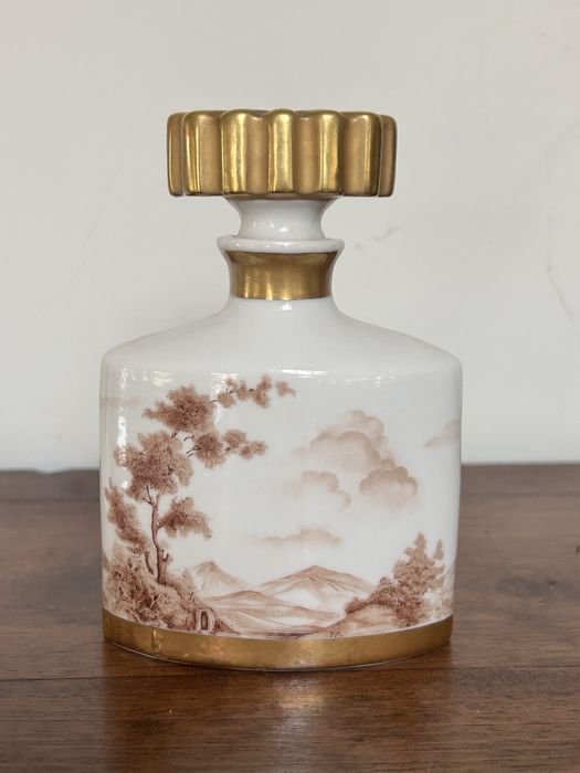 Frasco de perfume em porcelana Artibus