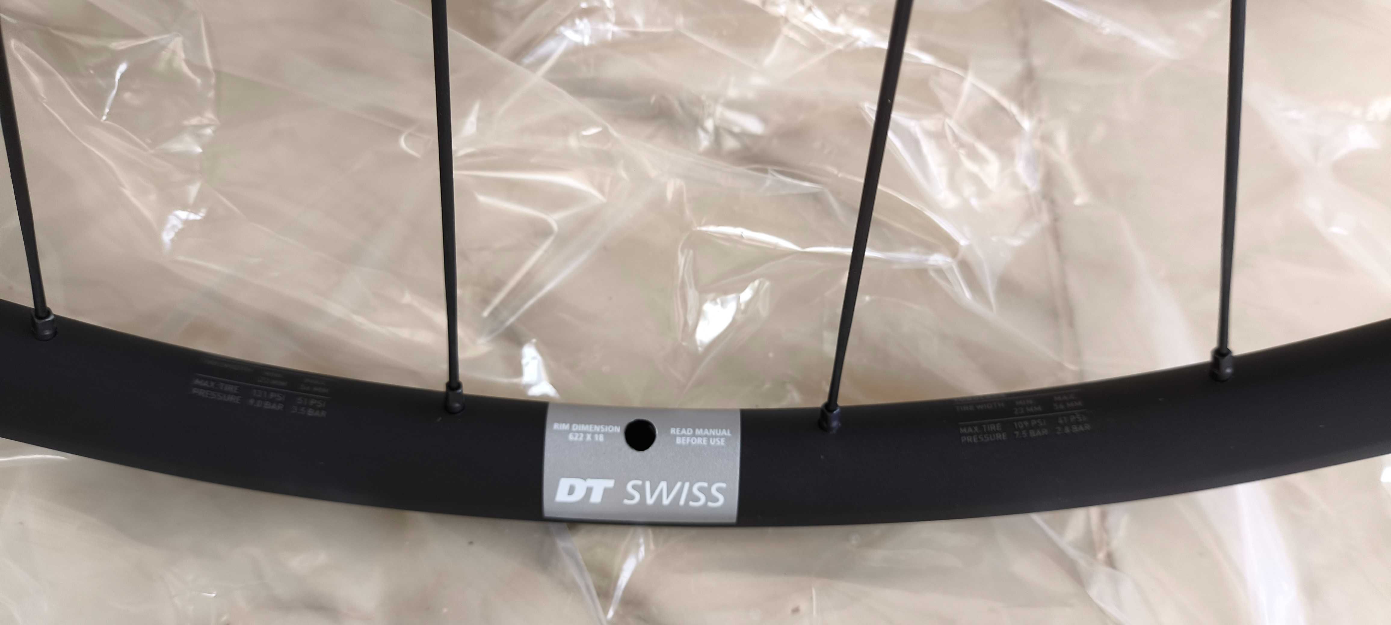 Par de rodas DTSwiss PR 1400 Dicut db 21