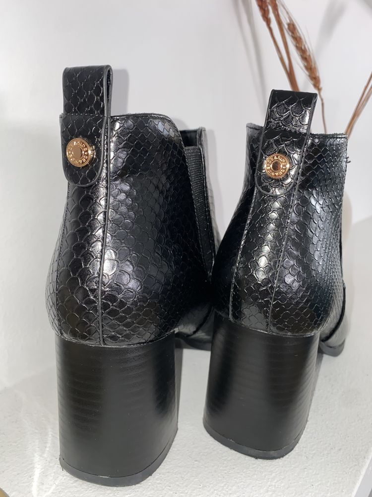 Botas pretas Seaside - novas
