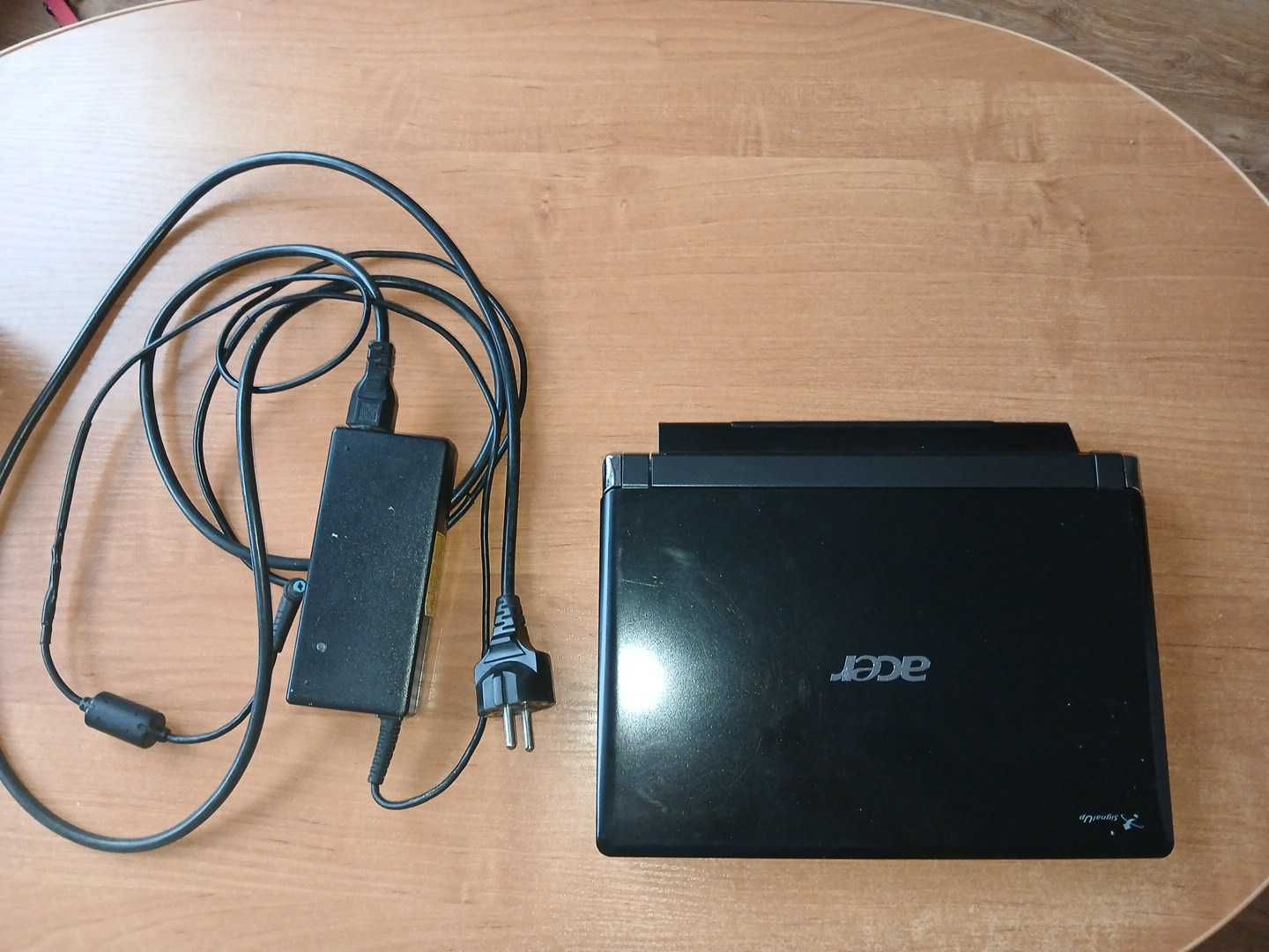 Laptop Netbook Acer Aspire One10cali 320GB HD 2GB Ram Proc 2x1,60GHz