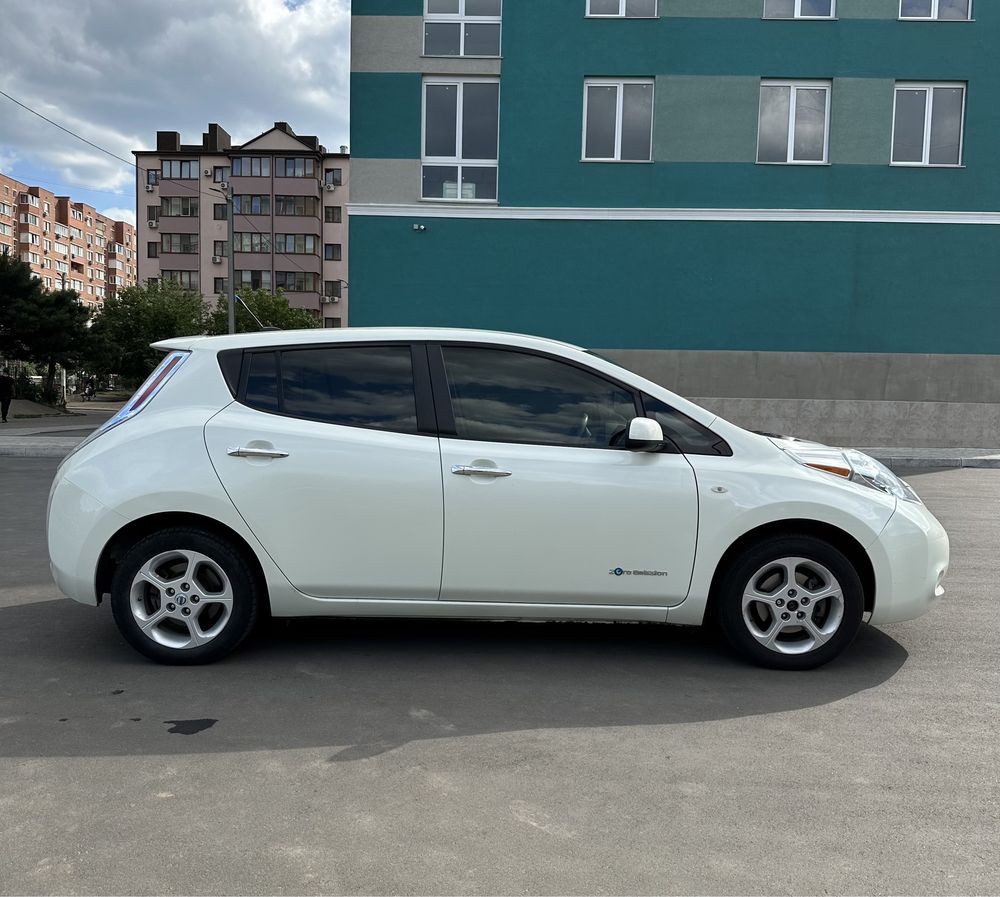 Nissan Leaf 2012