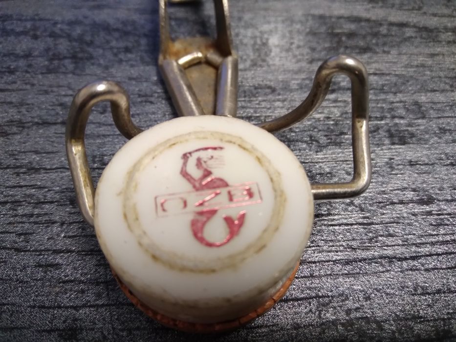 Otwieracz do kapsli OZB Warszawa syrenka z zamykaczem Prl