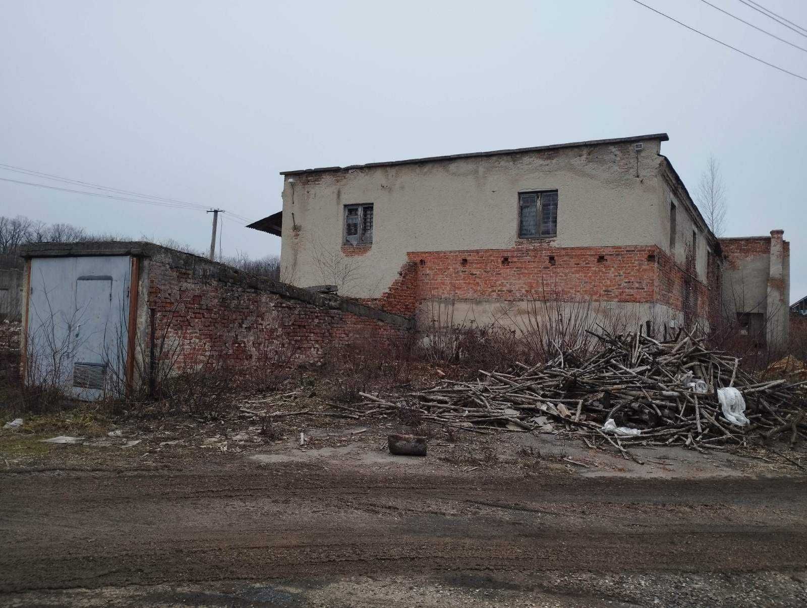 Склад, 3/4 частини приміщення, площею 555,0 кв.м. м.Жмеринка
