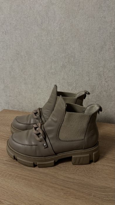 Осінні челсі 36 р