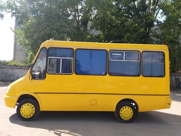 Продаю автобус БАЗ 2215