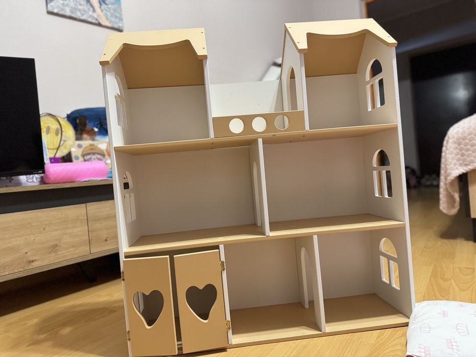 Будиночок для ляльок