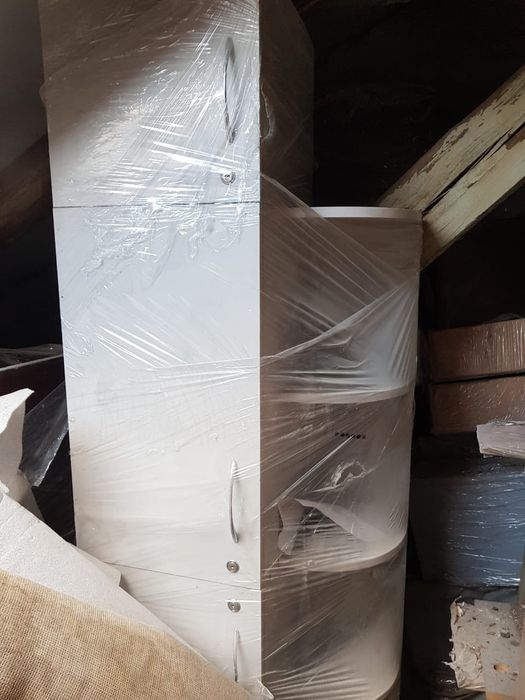 Офисні  меблі шафи