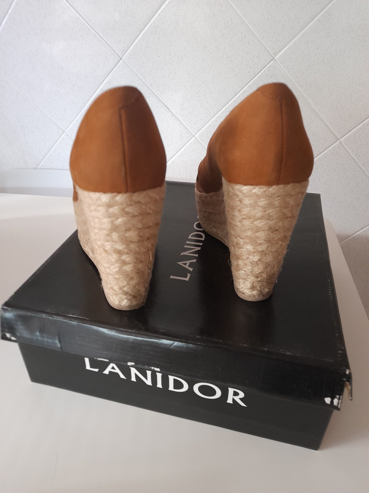 Sapatos 39 Lanidor