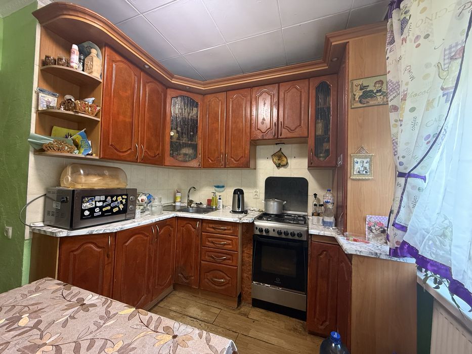 Продаж трьохкімнатної квартири. Калинівка.