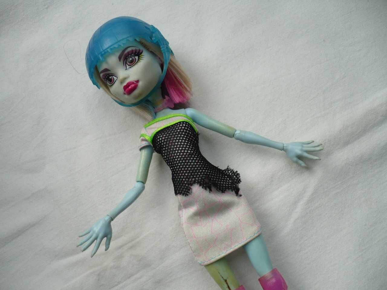 _Lalka Monster High _Abbey Na Rolkach_Kolekcja Mattel_Polecam 50zł_