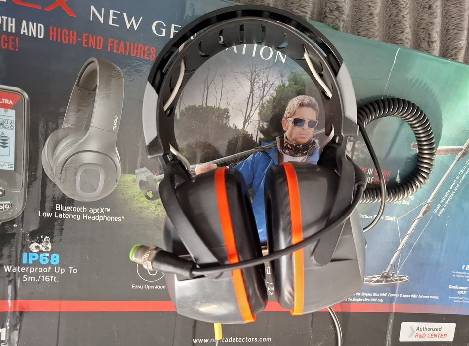 Підводні  наушники