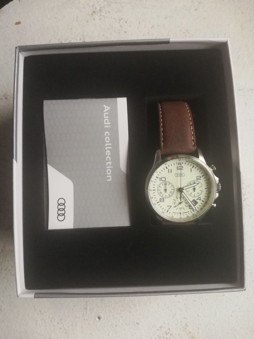 Relógio Audi Chronograph Luminous Silver/braun