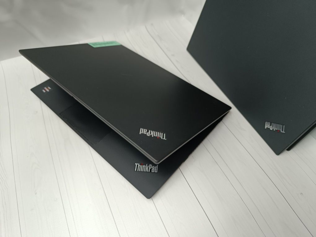 Ноутбук Lenovo ThinkPad T495/Ryzen 5 Pro 3500U/16/256/14"/Full HD IPS