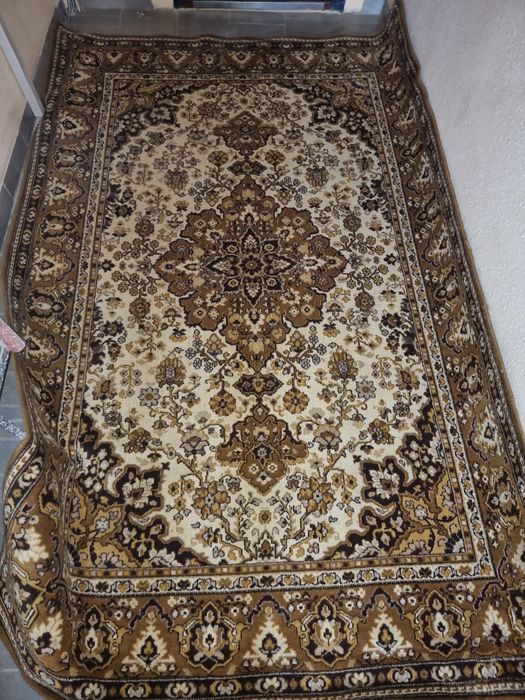 Ціна за 3 килима  продам оптом. Різних розмерів .