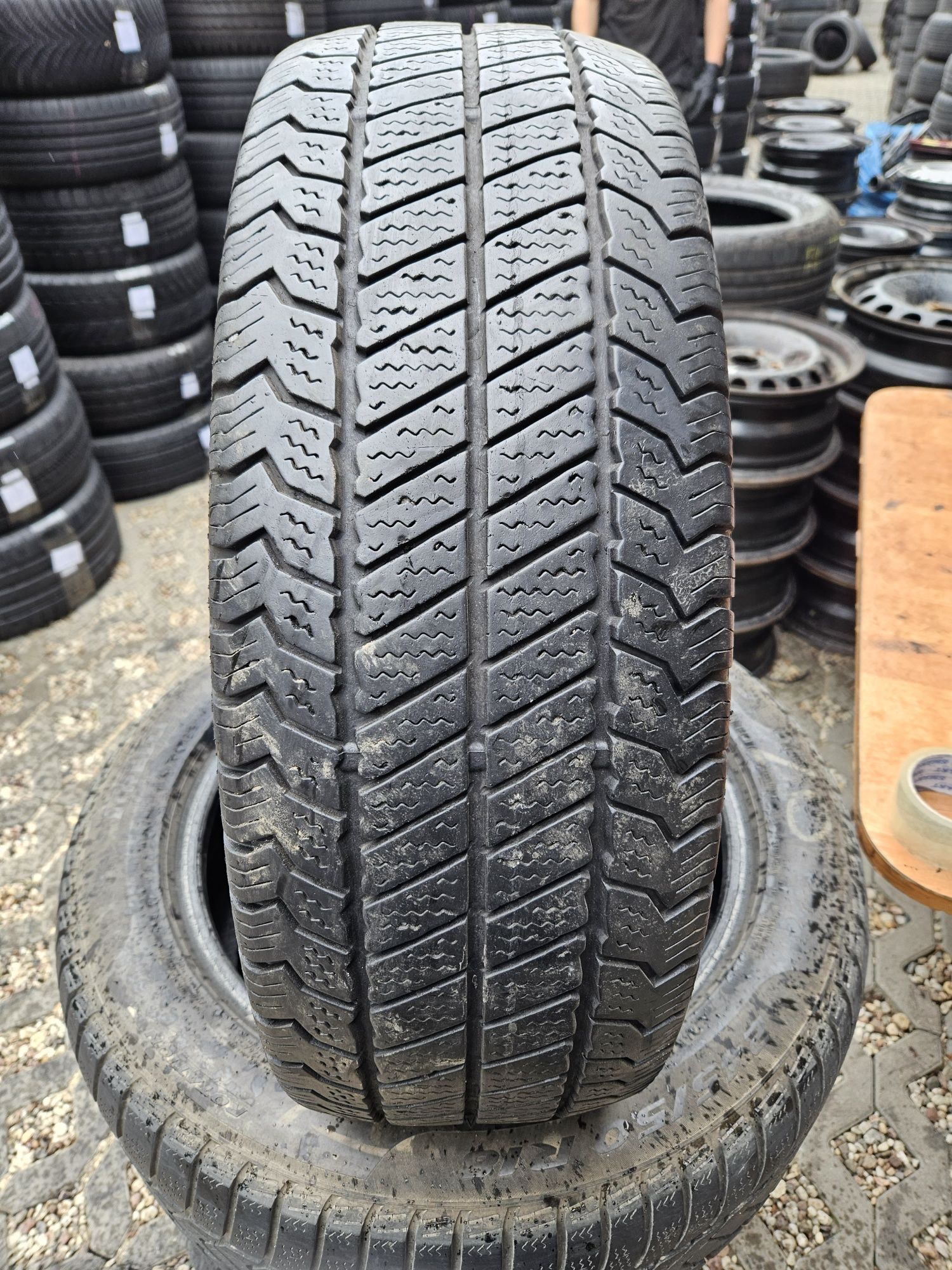 Barum 215/70 r15c Snovanis 2 /// 5,4mm!!! Wysyłka