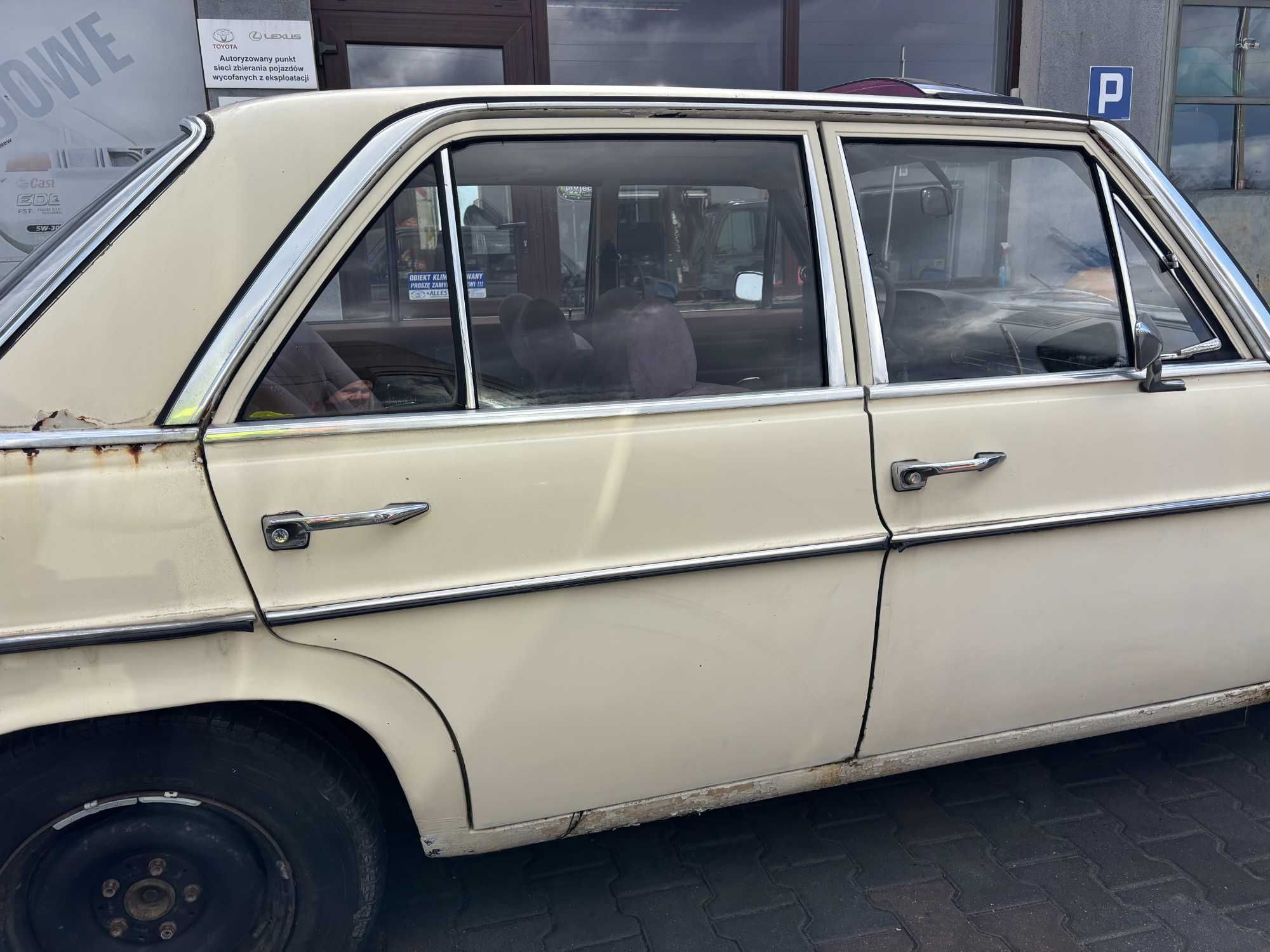 drzwi tył lewy prawy mercedes w115 w114, części