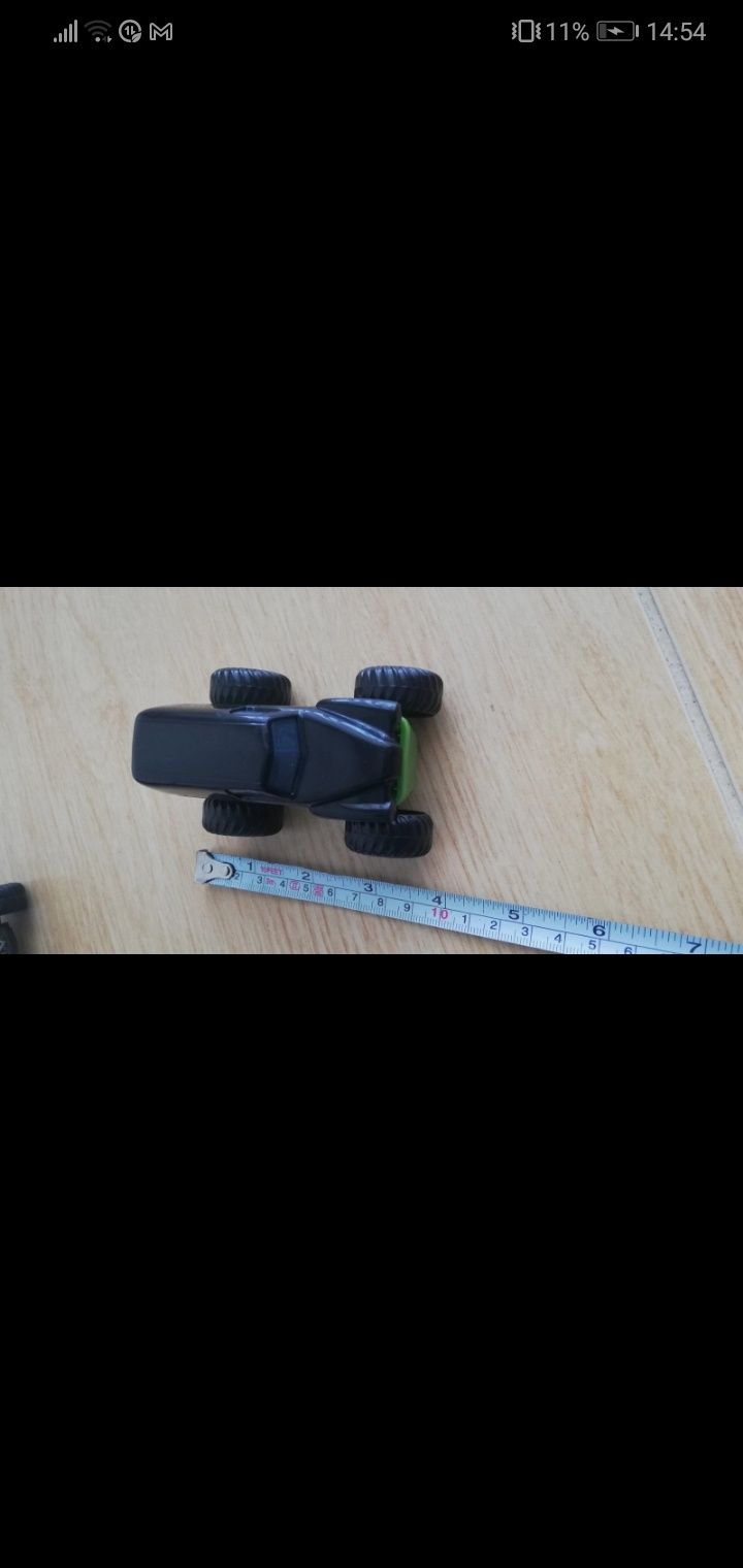 8 carros Monster Truckers Hot Wheels