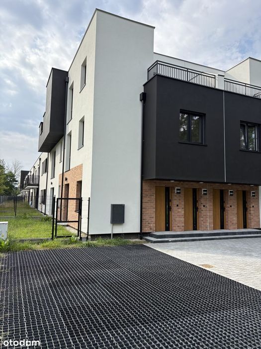 Apartament z ogródkiem i garażem !