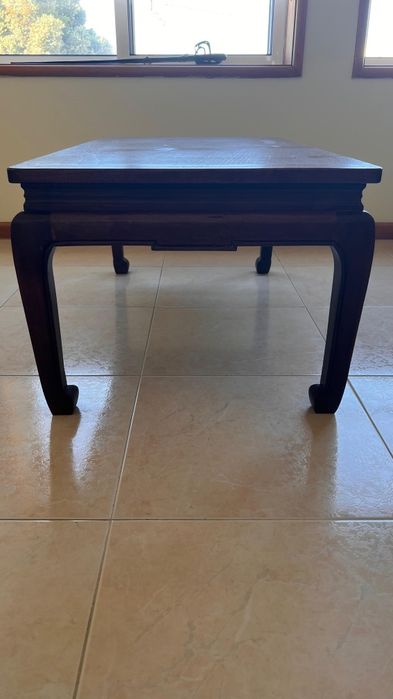 Mesa de Centro Baixa em Madeira Sólida - Estilo Oriental/Chinês