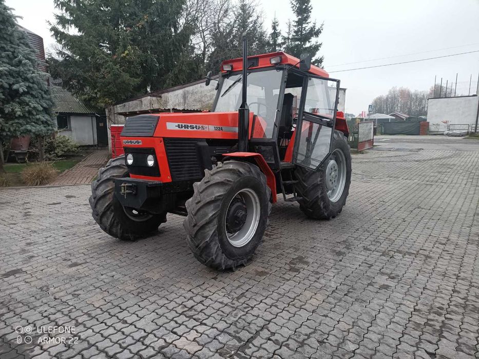 Ciągnik rolniczy Ursus 1224