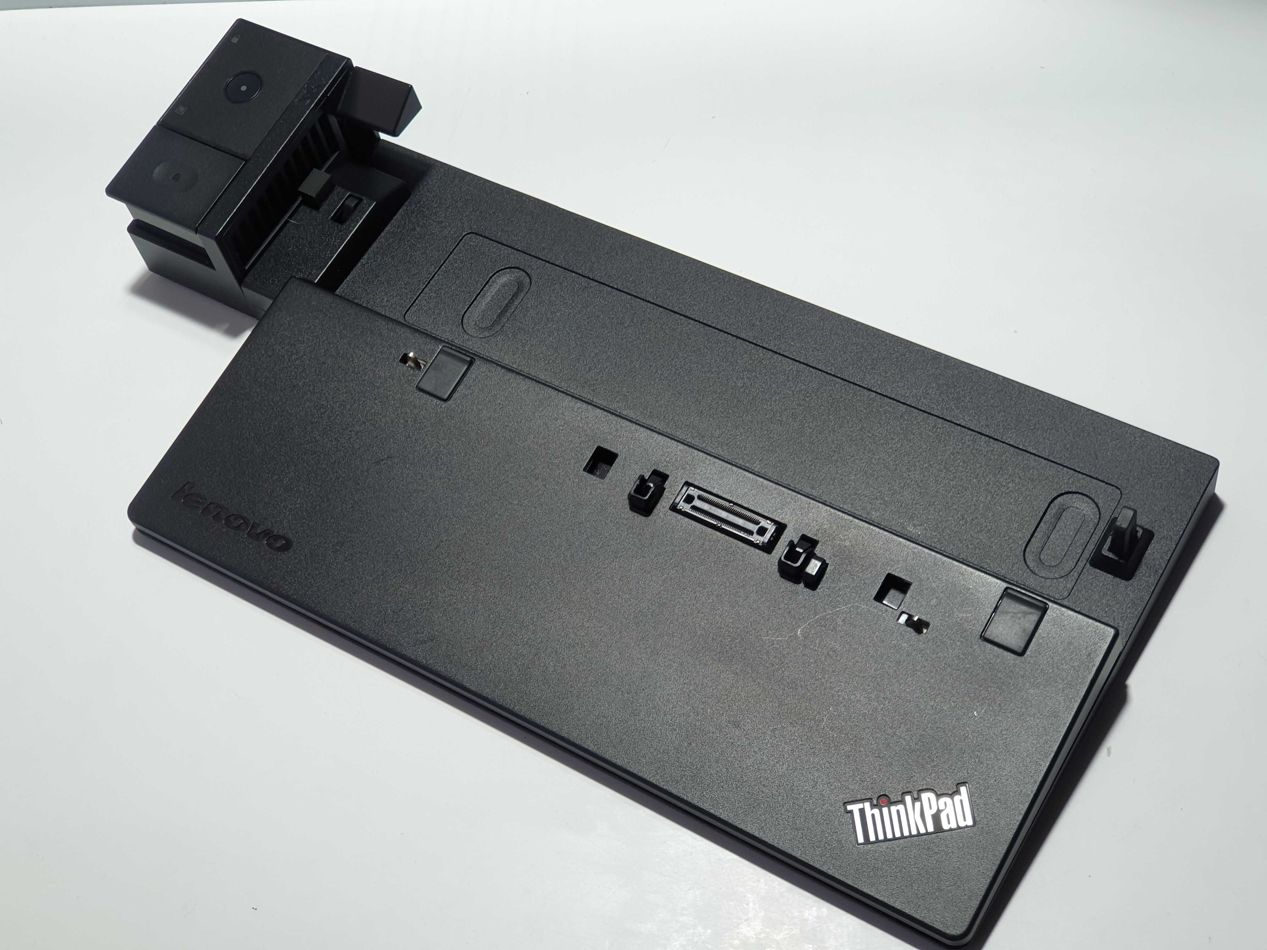 Lenovo ThinkPad UltraDock 40A2 SD20F82750