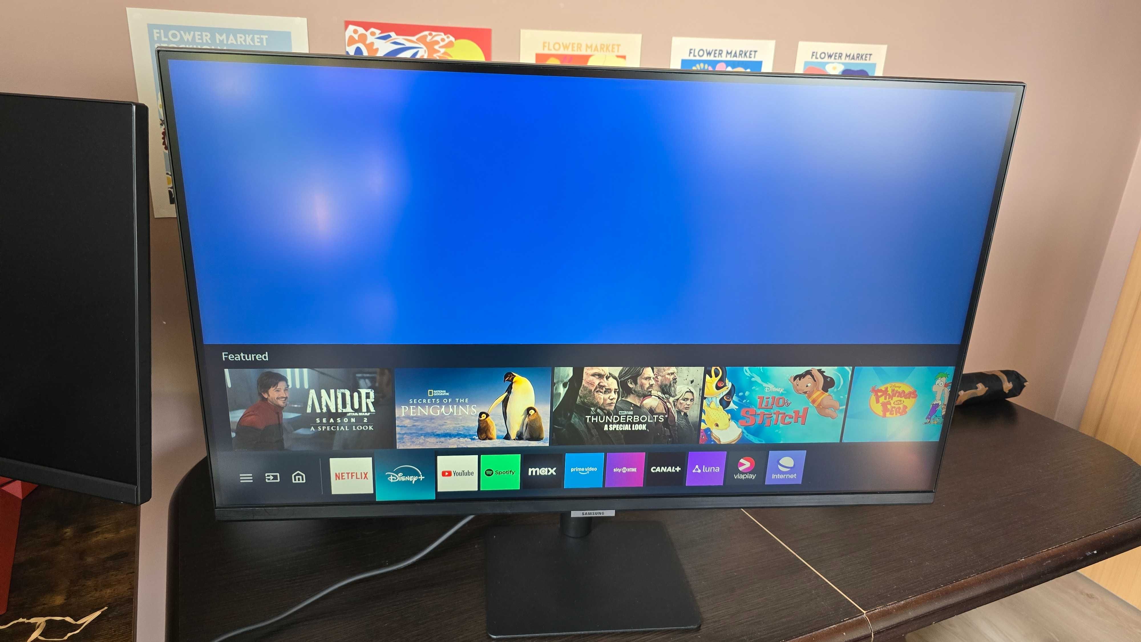 Monitor Samsung M7 Smart TV 32 cale 4K UHD 3840 x 2160