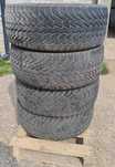 Oddam opony zimowe 215/55 r17 za butelke whisky
