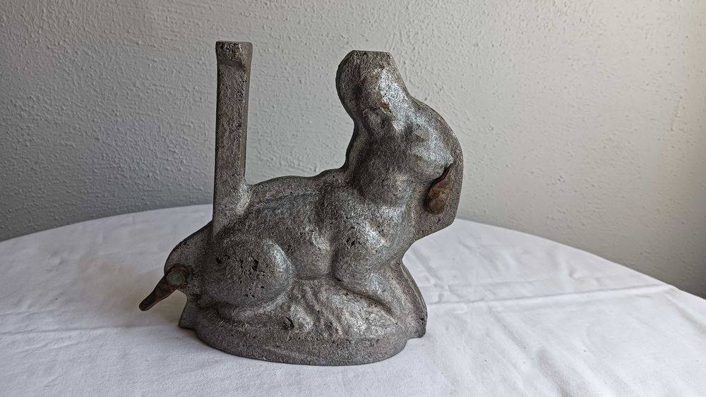 Stara foremka cukiernicza -  zajączek