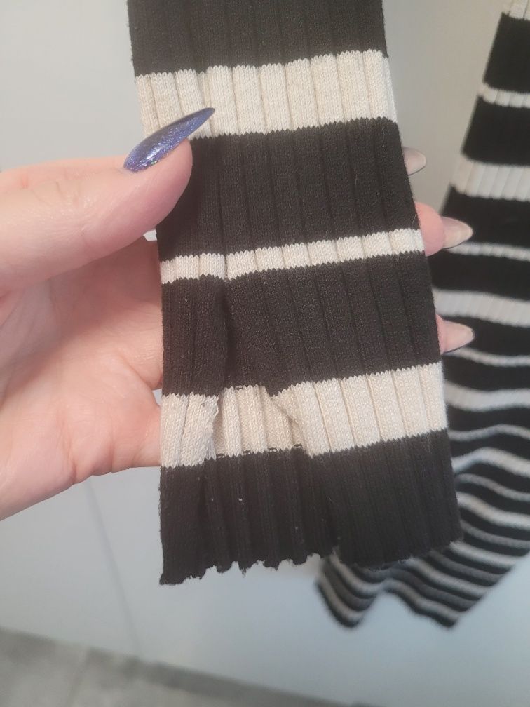 Sweterkowa dzianinowa midi sukienka w paski H&M S