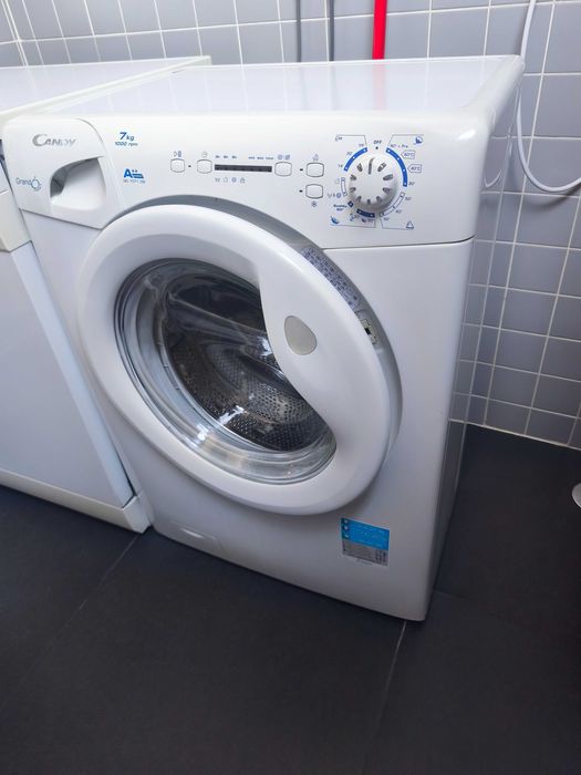 Máquina de lavar roupa Candy GC 1071d2/1-s | 49 cm de profundidade