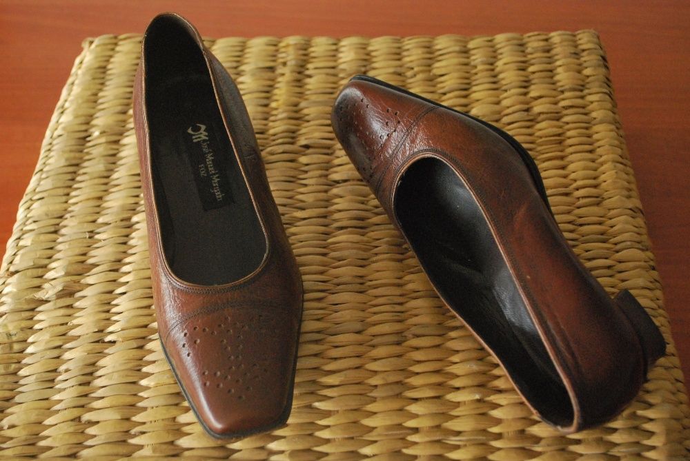 Sapatos Senhora Pele marca "Sorriso" José Manuel Morgado - Foz Douro