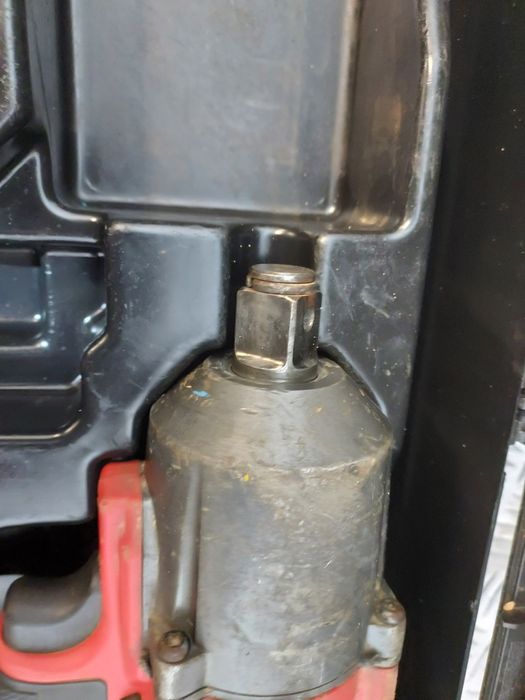 Гайковерт MILWAUKEE M18 Onefhiwf34