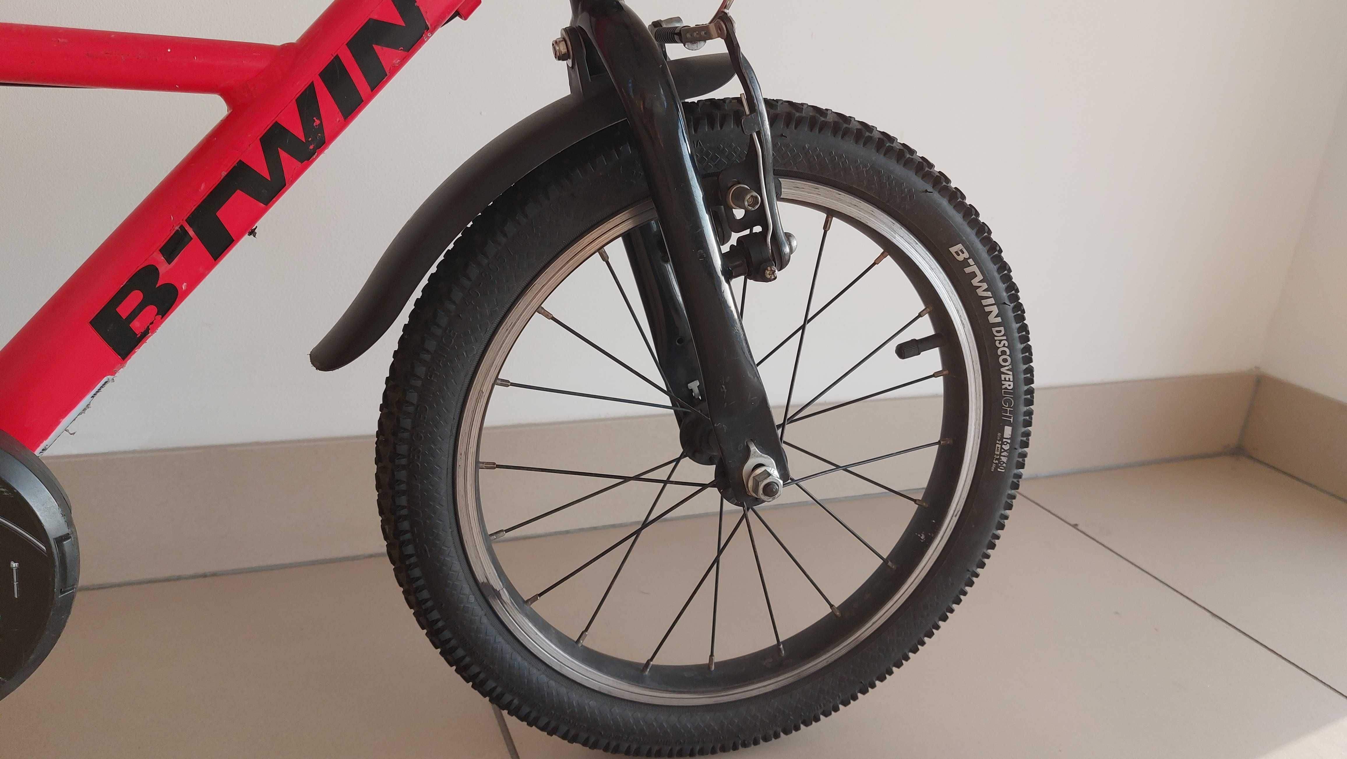 LEKKI 7.3 kg aluminiowy rower dziecięcy Btwin 900 Racing 16 cali