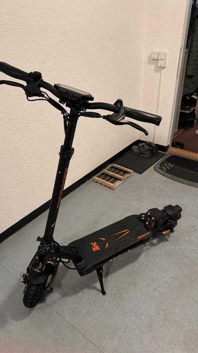 Hulajnoga KuKirin G2 Master - Nowa, Tylko 41 km Przebiegu, Dual Motor