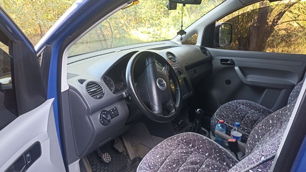 Фольксваген Кадди 2005 года