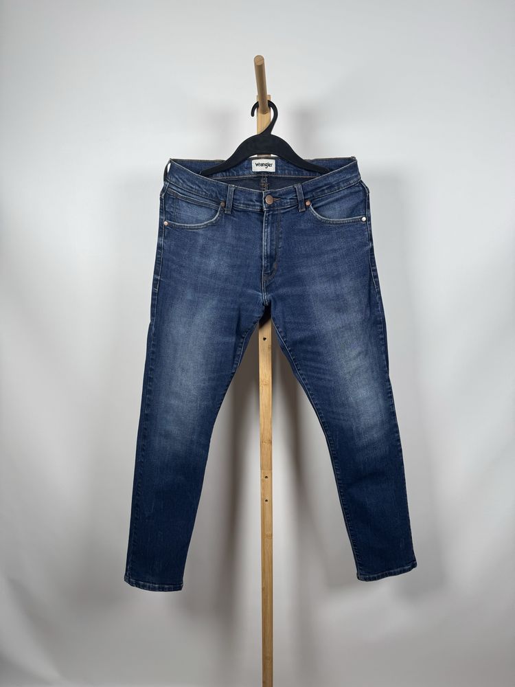 Wrangler Larston dżinsy jeansy spodnie jeansowe W31 L34