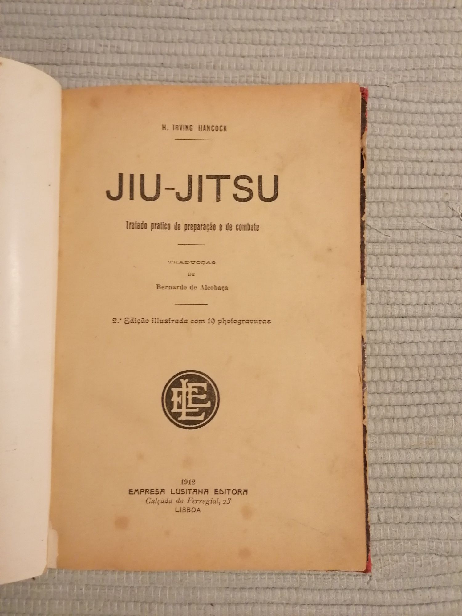 Livro antigo de Jiu Jitsu 1912