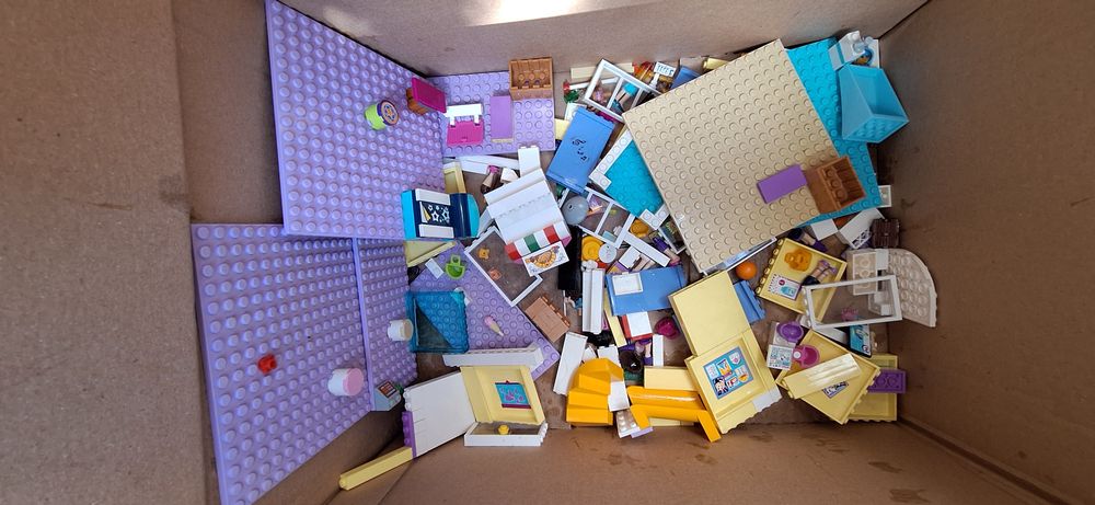 Lego frends ślizgawka, basen parasolka w zestawie