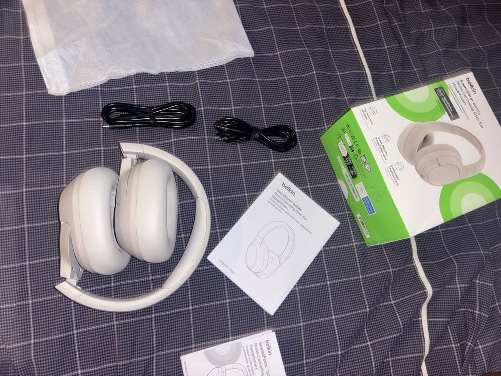 Belkin Headphones com Cancelamento de Ruído – Como Novos