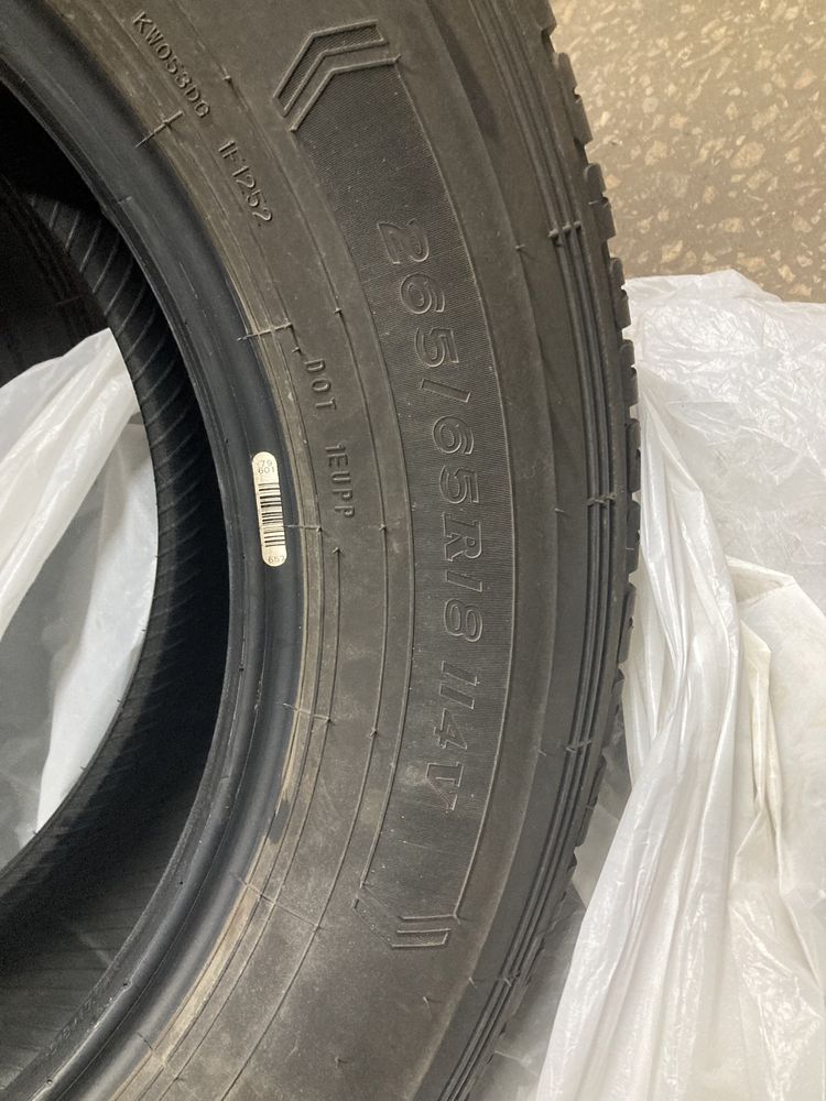 265/65R18 114V Dunlop Grandtrek AT30