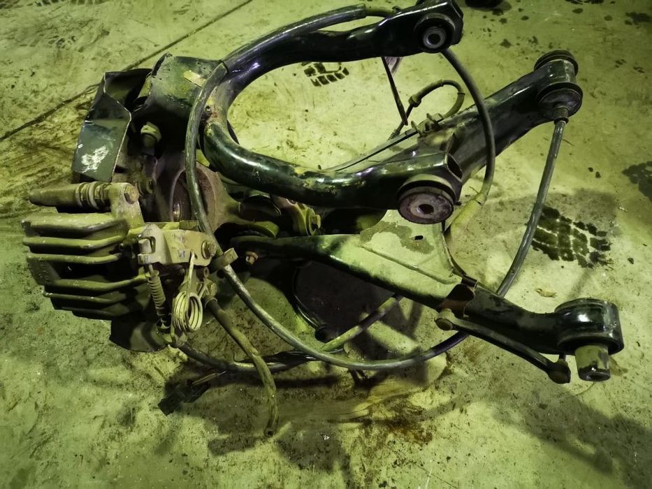 AUDI A4 B6 4X4 MANGA EIXO TRAS ESQ - ME010