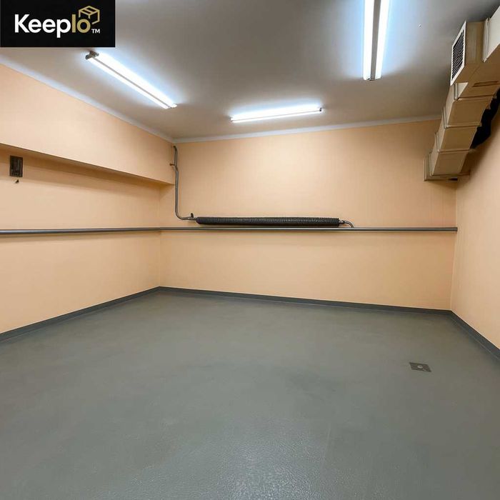 Magazyn z dostępem 24/7 - Sosnowiec, Pogoń. Bezpiecznie z Keeplo™.