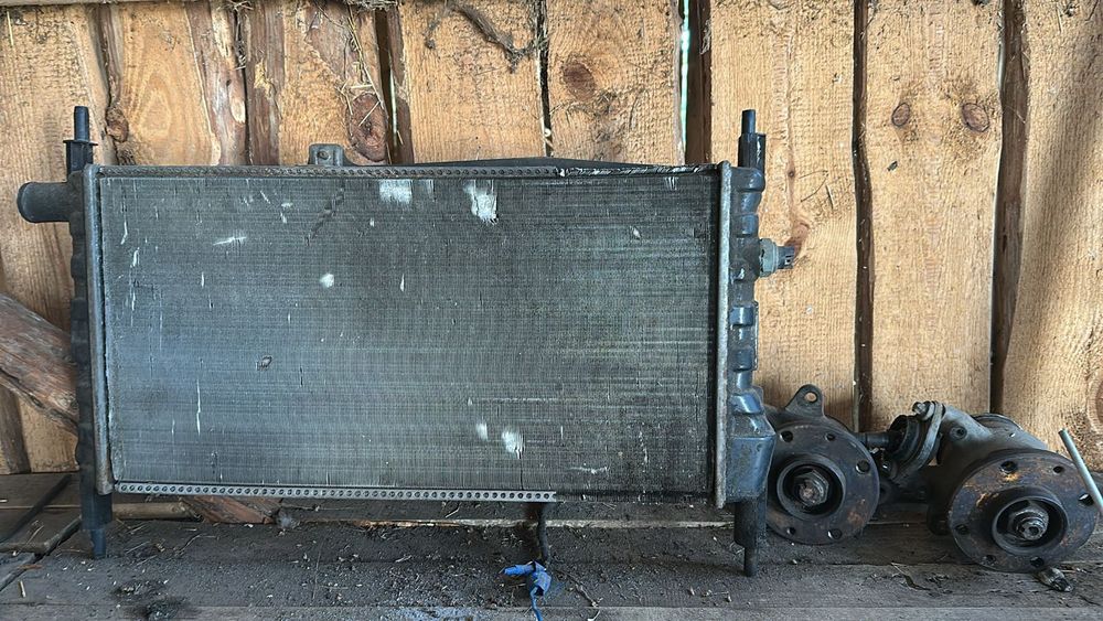 В продажі радіатор Опель