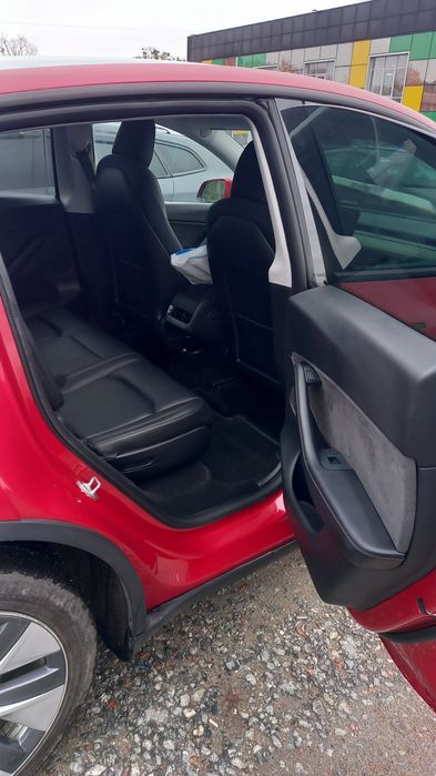 Tesla Model Y 2021, Dual motor, 82kW