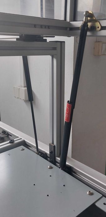 Stół warsztatowy aluminiowy z profili konstrukcyjnych 40x40 1400x1000