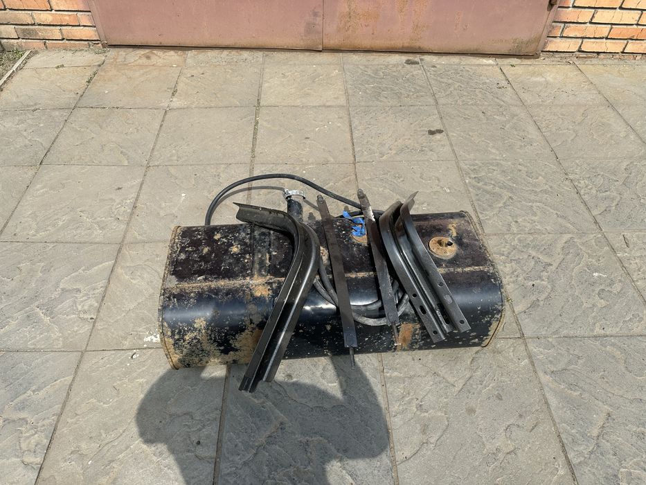Продам паливний бак Jak 10 20