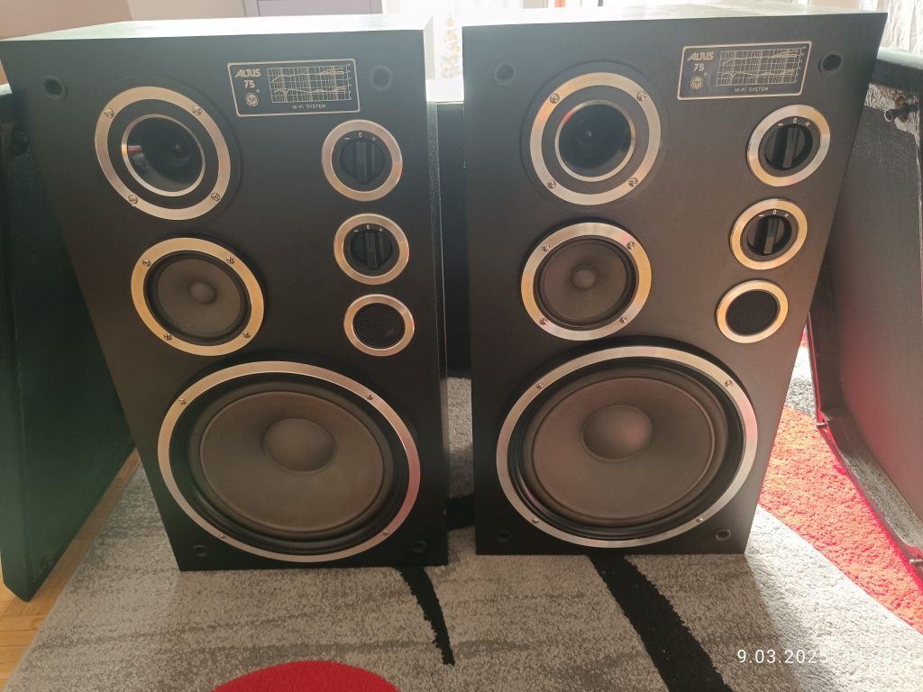 Amplituner Denon AVR-1611 + głośniki Altus 75 i  Skart 60