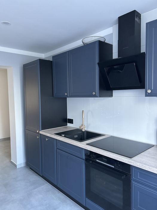 Zestaw mebli kuchennych ze sprzetem pralka indukcja lodówka piekarnik