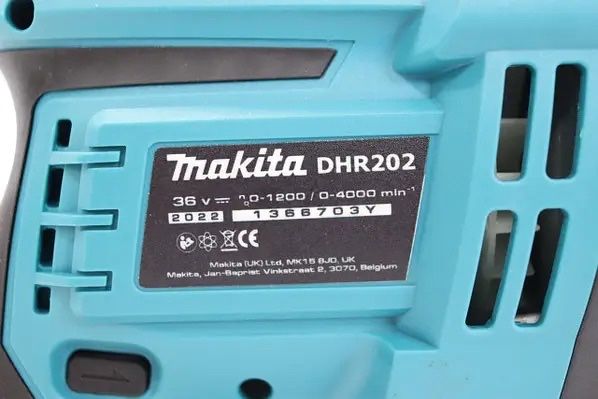 Перфоратор аккумуляторный  Makita DHR 202 | 36V | 5.0 A/h | Латвия !!!